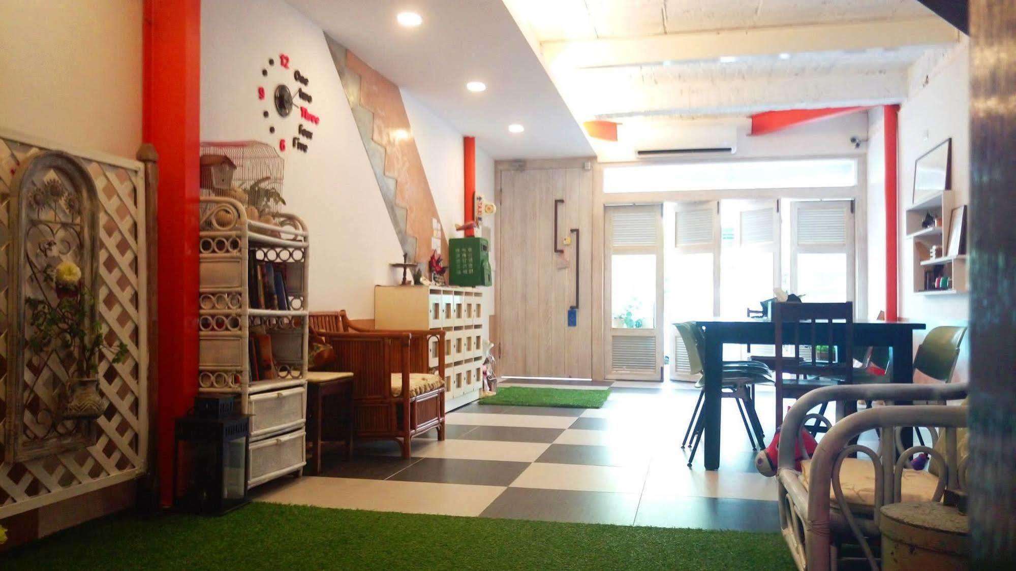 Dearhouse Leilighet Tainan Eksteriør bilde